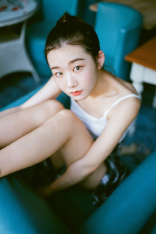 把腿张开老子CAO哭你动态图